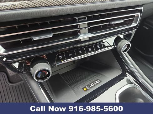 New 2026 Chevrolet Traverse High Country image 15