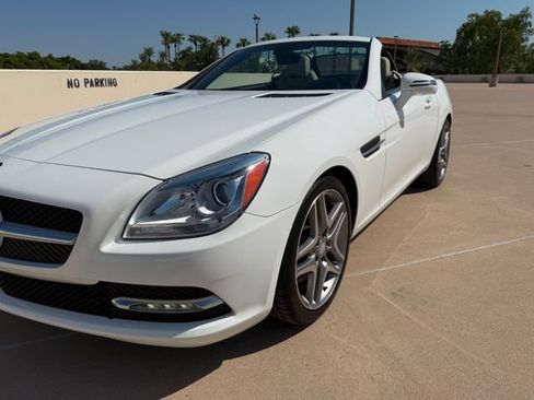 Used 2014 Mercedes-Benz SLK 250 w/ Premium Package image 13