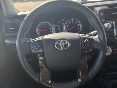 Certified 2019 Toyota 4Runner TRD Off-Road Premium AWD/4WD image 14