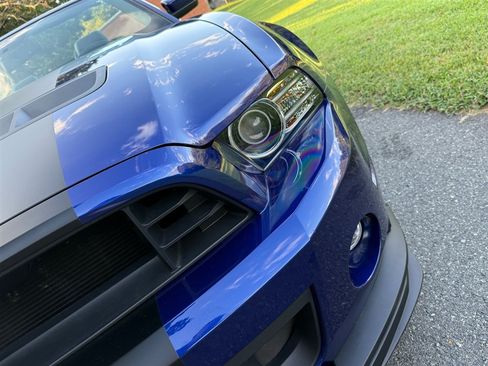Used 2014 Ford Mustang Shelby GT500 w/ Equipment Group 821A RWD image 16
