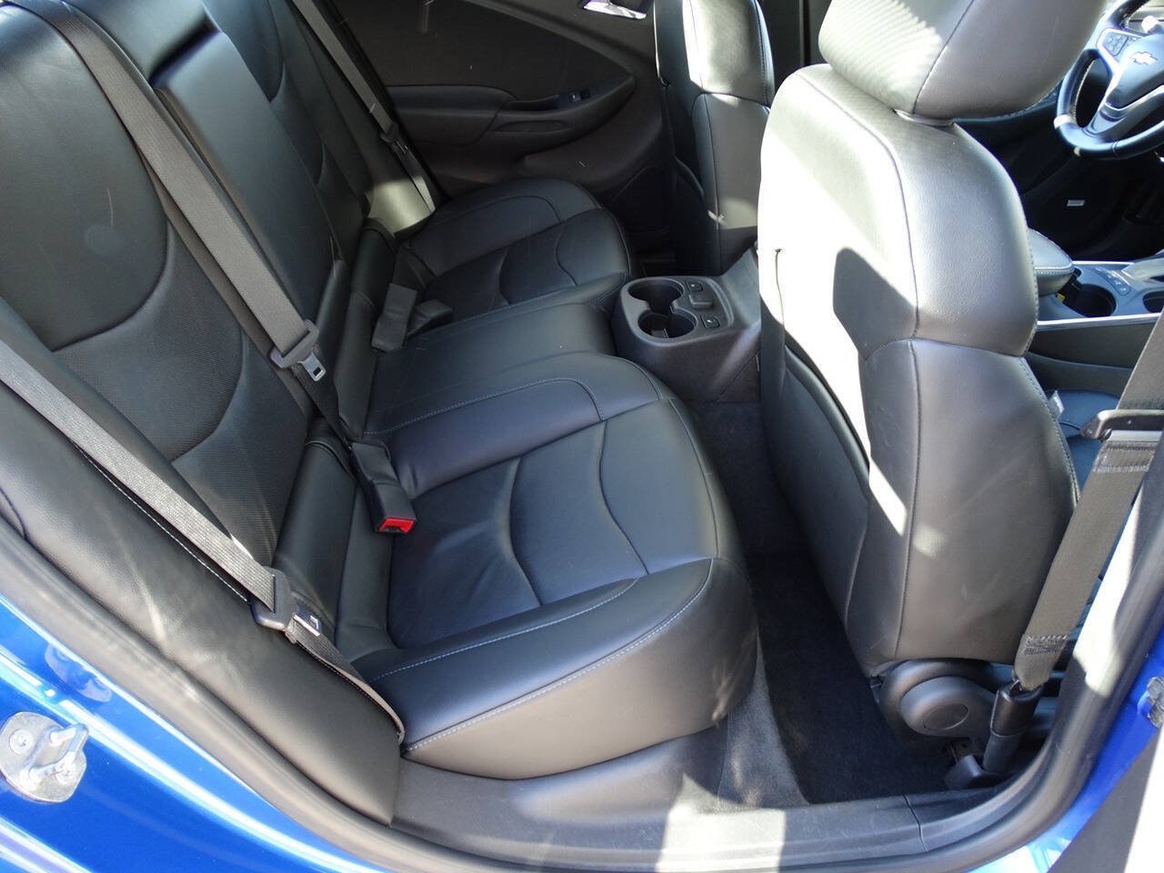 Used 2018 Chevrolet Volt Premier FWD image 30