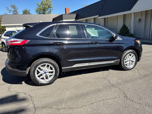 Used 2022 Ford Edge SEL AWD/4WD image 9
