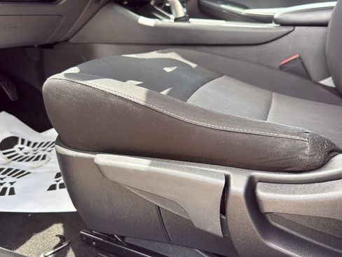Used 2024 Nissan Sentra SV FWD image 10