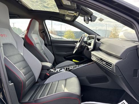 New 2026 Volkswagen GTI SE image 17