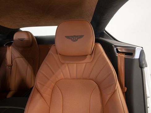 Used 2024 Bentley Continental GT Mulliner image 21