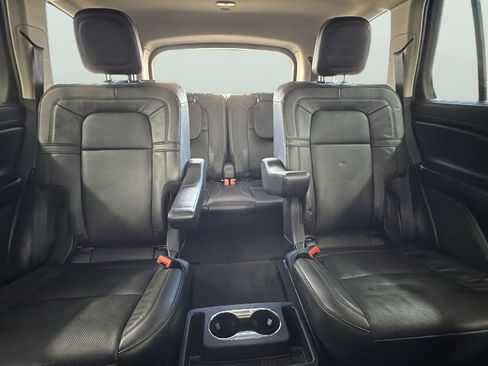 Used 2023 Lincoln Aviator Reserve w/ Equipment Group 201A image 26