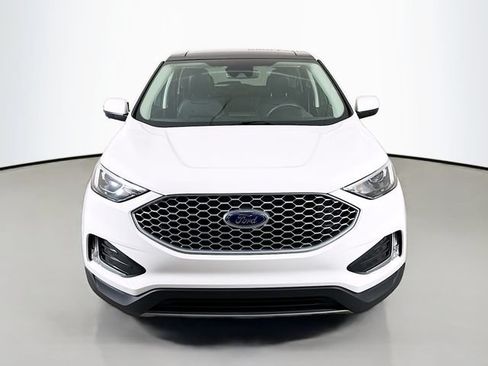 Certified 2024 Ford Edge SEL w/ Convenience Package AWD/4WD image 2