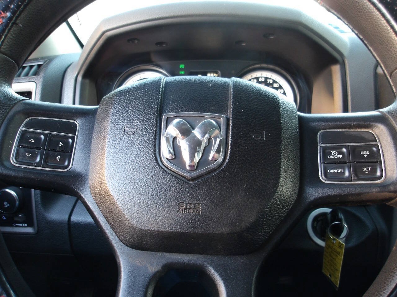Used 2014 RAM 1500 Express AWD/4WD image 17