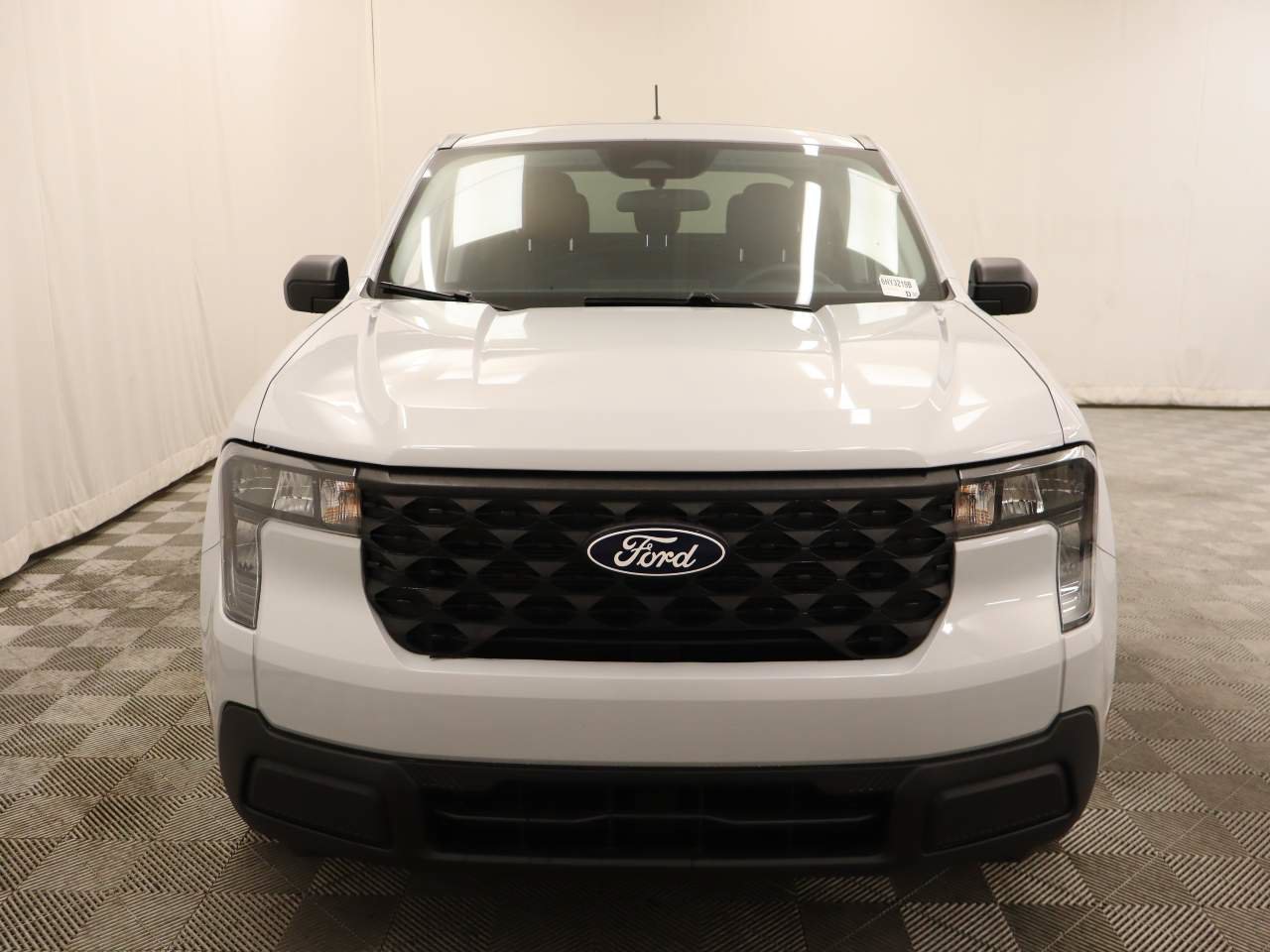 Used 2025 Ford Maverick XL FWD image 4