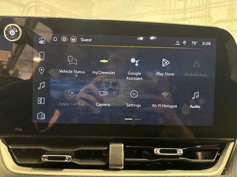 New 2026 Chevrolet Equinox LT w/ LPO, Floor Liner Package FWD image 13