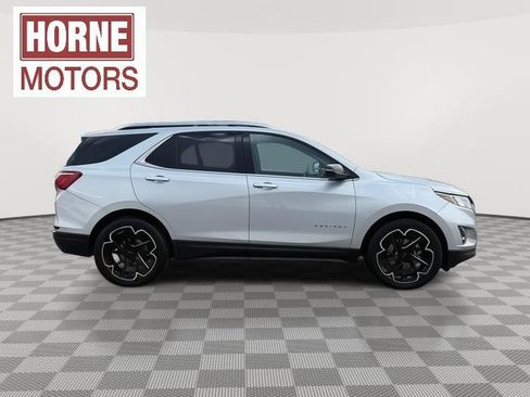 Used 2020 Chevrolet Equinox LT w/ Sport Edition image 10