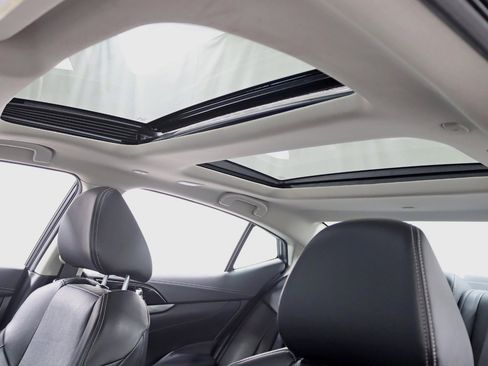 Used 2022 Nissan Maxima SL image 29