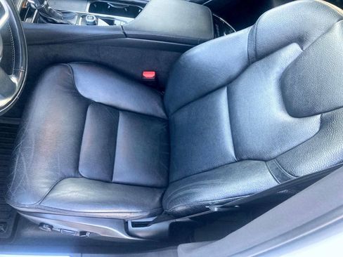 Used 2022 Volvo XC90 T6 Momentum w/ Climate Package AWD/4WD image 9