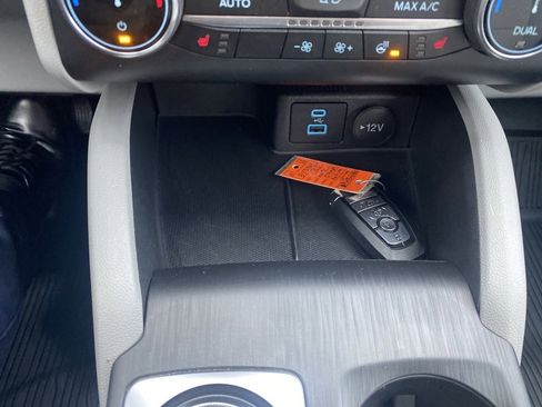 Used 2023 Ford Escape Active image 21