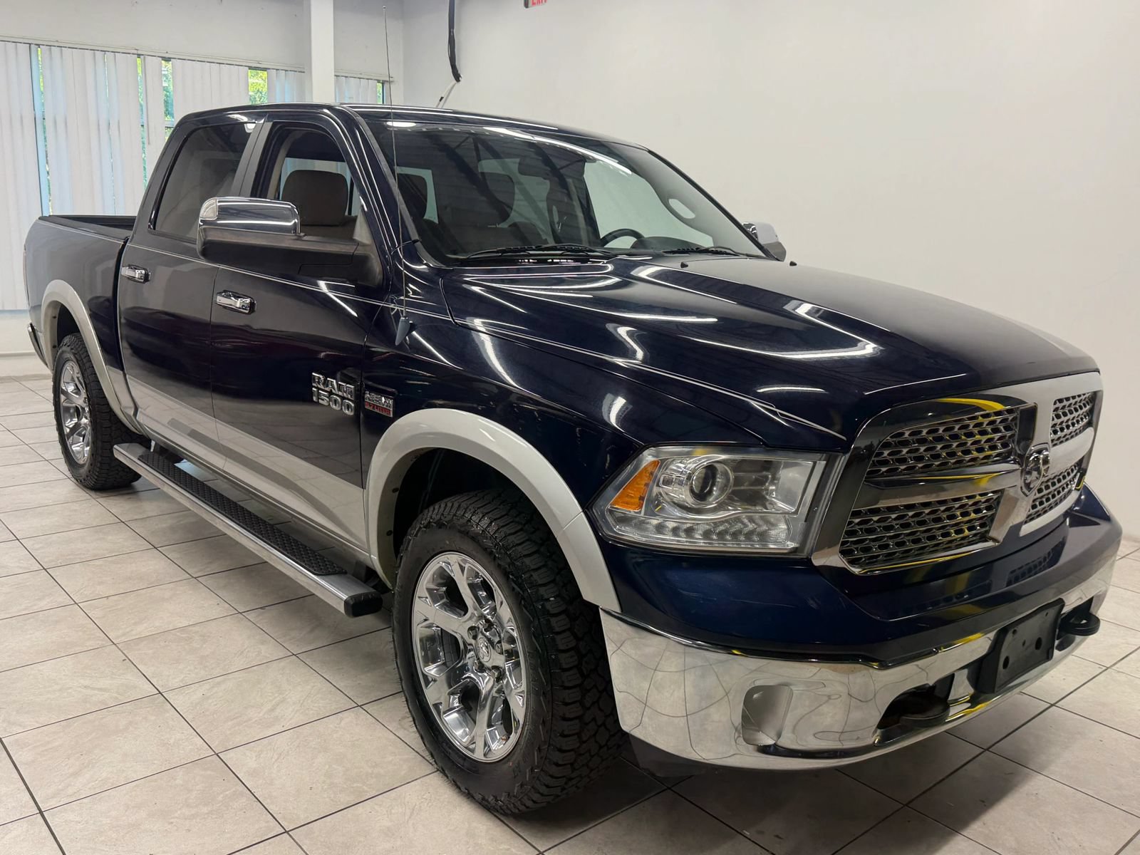 Used 2013 RAM 1500 Laramie w/ Convenience Group AWD/4WD image 1