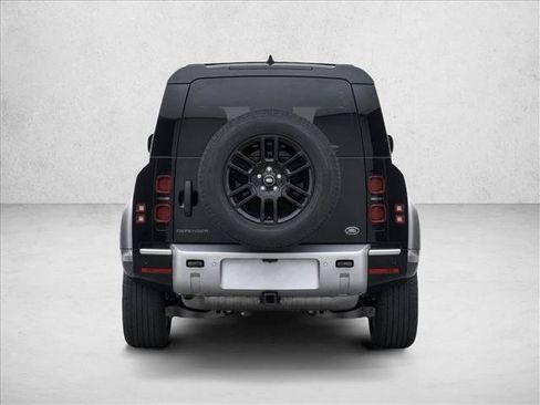 Used 2023 Land Rover Defender 110 X-Dynamic SE AWD/4WD image 6