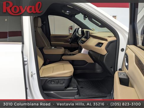 Used 2024 Chevrolet Tahoe Premier image 8