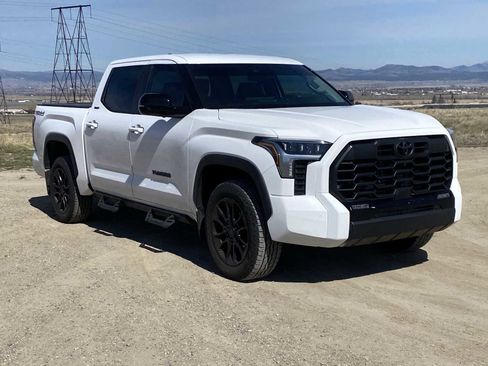 Used 2024 Toyota Tundra Limited w/ TRD Off-Road Package AWD/4WD image 11