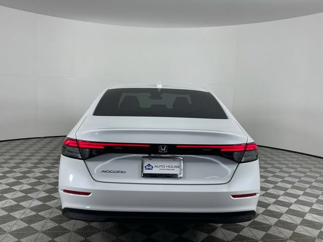 Used 2025 Honda Accord LX image 6