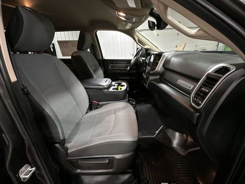 Used 2019 RAM 2500 Big Horn image 27