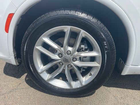 Used 2024 Dodge Durango GT RWD image 24