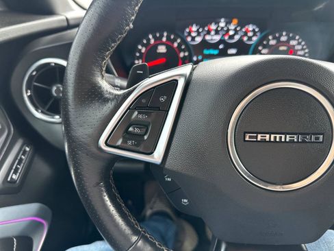 Used 2017 Chevrolet Camaro SS RWD image 24