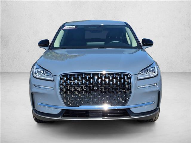 Used 2025 Lincoln Corsair Reserve AWD/4WD image 2