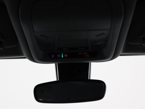 Used 2022 GMC Terrain SLE FWD image 21