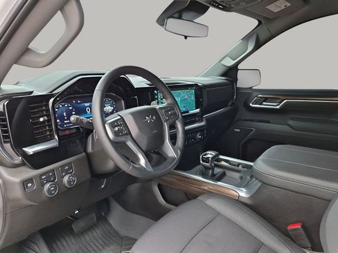 Used 2025 Chevrolet Silverado 1500 RST image 30