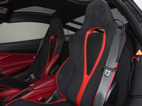 Used 2018 McLaren 720S Performance image 41