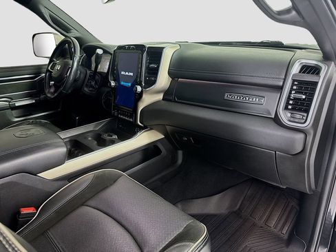 Used 2019 RAM 3500 Laramie image 31