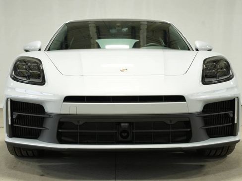 New 2025 Porsche Panamera 4 image 11
