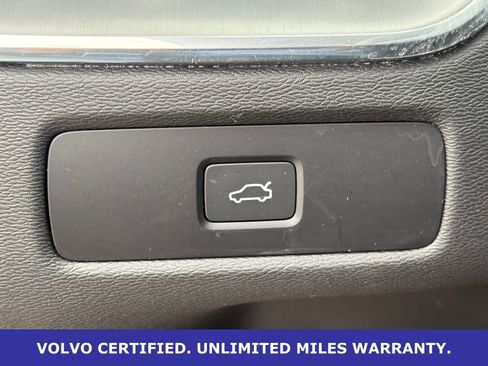 Certified 2024 Volvo XC60 B5 Core image 20