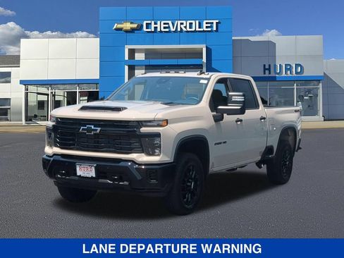 New 2026 Chevrolet Silverado 2500 Custom w/ Custom Value Package AWD/4WD image 9