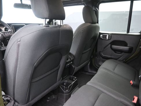 Used 2021 Jeep Wrangler Unlimited Sport AWD/4WD image 2