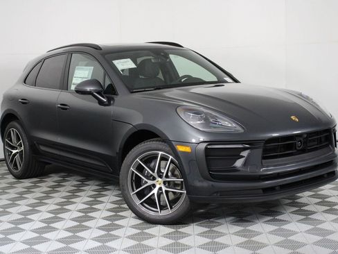 New 2026 Porsche Macan image 9