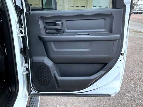 Certified 2024 RAM 3500 Tradesman w/ Chrome Appearance Group image 18