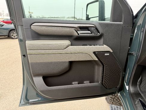 New 2026 Chevrolet Silverado 2500 ZR2 w/ LPO, Dark Essentials Package image 13