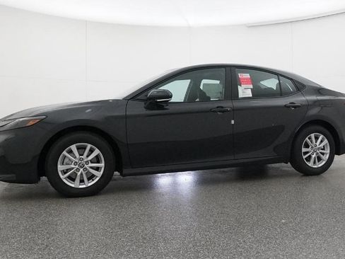 New 2026 Toyota Camry LE image 8