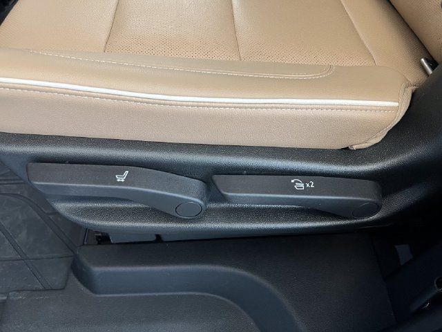 Used 2021 Chevrolet Tahoe Premier w/ Premium Package AWD/4WD image 32