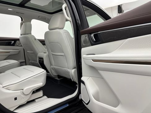 New 2026 Buick Enclave Avenir w/ Super Cruise Package AWD/4WD image 41