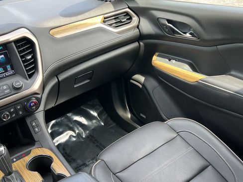 Used 2018 GMC Acadia Denali w/ Technology Package AWD/4WD image 38