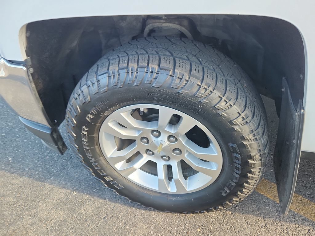 Used 2018 Chevrolet Silverado 1500 LTZ w/ LTZ Plus Package AWD/4WD image 20