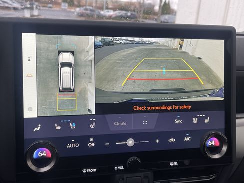 Used 2025 Lexus GX 550 image 14