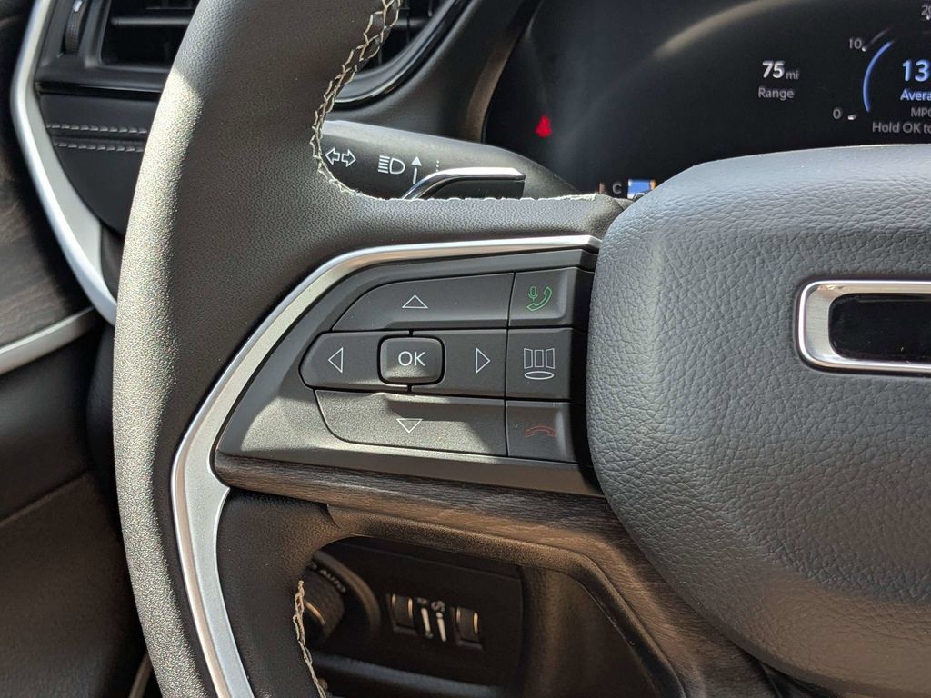 New 2026 Jeep Grand Cherokee Limited AWD/4WD image 25