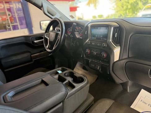 Used 2019 Chevrolet Silverado 1500 LT w/ Texas Edition image 23