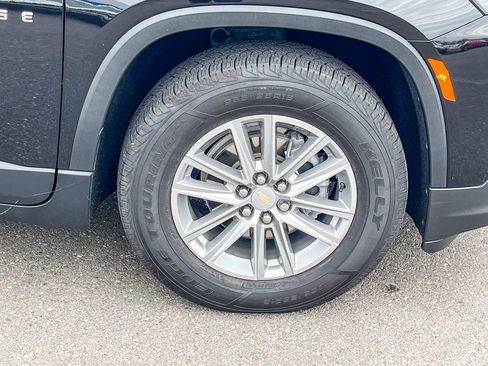 Used 2022 Chevrolet Traverse LT w/ LPO, Floor Liner Package image 17