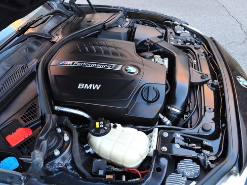 Used 2016 BMW M235i xDrive Coupe w/ Technology Package image 28
