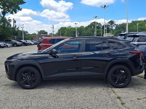 Certified 2024 Chevrolet Trax ACTIV w/ Sunroof Package FWD image 5