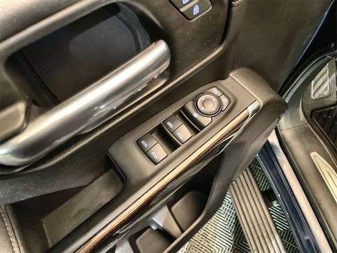 Used 2022 Chevrolet Silverado 1500 LT image 22